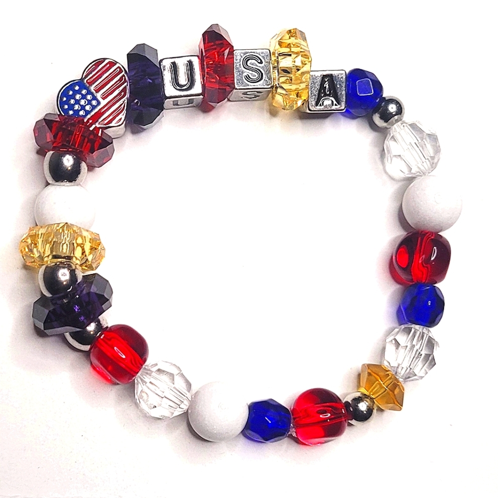 USA Beaded Bracelet with Red, White, and Blue Accents